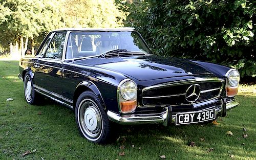 Last of the iconic W113 line, the 280SL was launched in 1968. Blessed with the same effortlessly ele