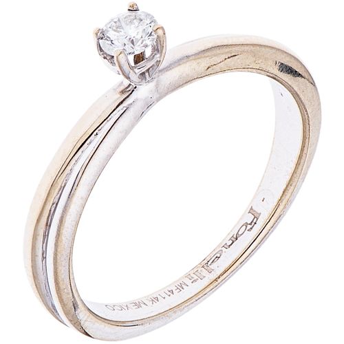 SOLITAIRE RING WITH DIAMOND IN 14K WHITE GOLD 1 Brilliant cut diamond ~0.15 ct. Weight: 3.3 g. Size: 7