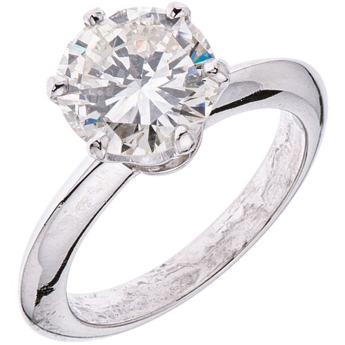 SOLITAIRE RING WITH DIAMOND IN PLATINUM 1 Brilliant cut diamond ~1.80 ct Clarity: SI2 Color: I-J. Weight: 5.2 g. Size: 4