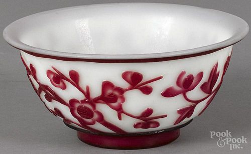 Chinese red and white glass bowl with floral decoration, 3 1/8'' h., 6 3/4'' dia.