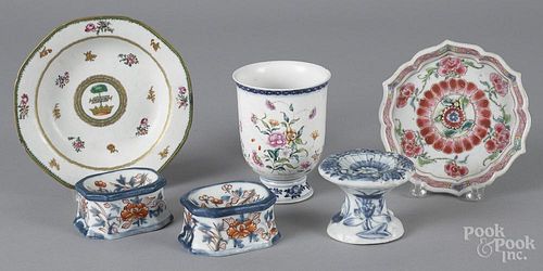 Chinese export porcelain tablewares, 18th/19th c., to include a footed cup, 4 1/2'' h.