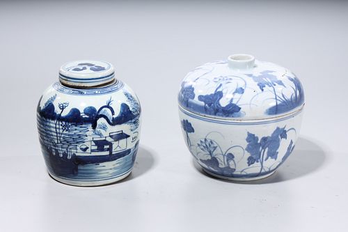 Two Chinese Blue and White Porcelain Covered Jars