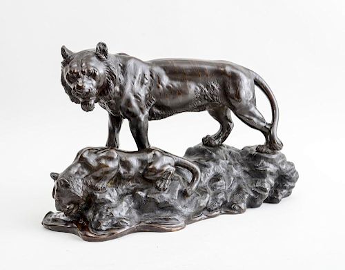 JAPANESE BRONZE ANIMALIER GROUP OF TIGERS