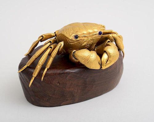 CHINESE GILT-BRONZE ARTICULATED FIGURE OF A CRAB