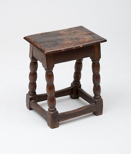 WILLIAM AND MARY OAK JOINT STOOL