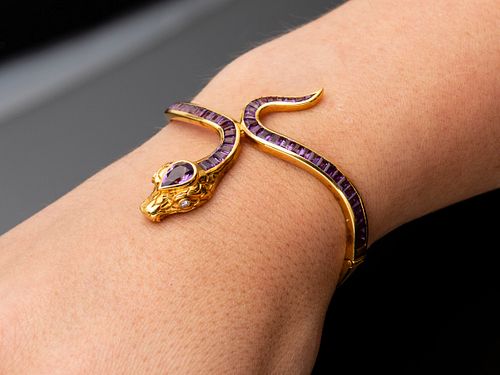 18K Gold and Amethyst Snake Form Bracelet