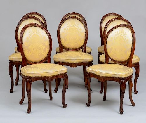 SET OF EIGHT DUTCH NEOCLASSICAL STYLE CARVED MAHOGANY DINING CHAIRS