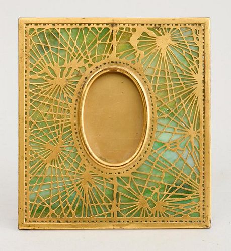 TIFFANY STUDIOS GILT-BRONZE AND FAVRILLE GLASS PICTURE FRAME IN THE "SPIDER WEB" PATTERN