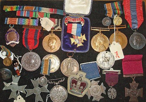 Mixed Selection of Military Badges and Medals to include GV ISM, GV Special Constabulary, 1902 Polic