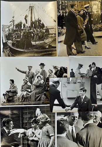 Royalty Original Press release photographs from 1924 onwards relating to King George V and Queen Mar