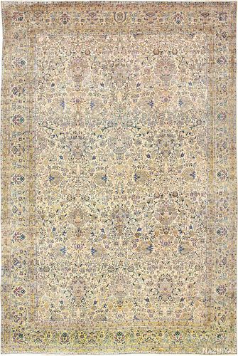 ANTIQUE PERSIAN OVERSIZE AND FINE KERMAN CARPET. 21 ft 9 in x 14 ft 3 in (6.63 m x 4.34 m).