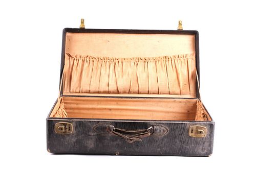1930's Montana Hardback Travelers Suitcase
