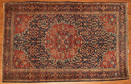 Antique Feraghan Sarouk Rug, Persia. 4.5 x 6.7