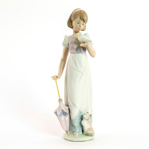 Summer Stroll 1007611 - Lladro Porcelain Figure