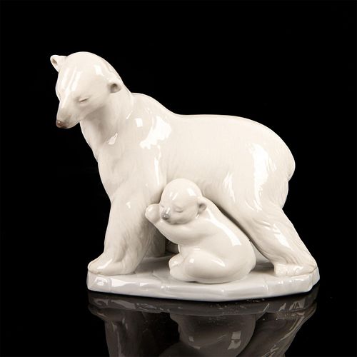 Artic Family 1006745 - Lladro Porcelain Figure