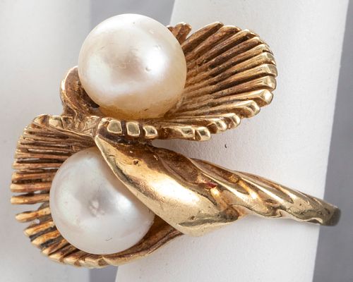 Vintage 1970's14K Yellow Gold Twin Pearl Ring