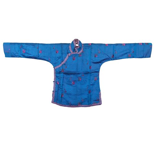 A BLUE-GROUND EMBROIDERED LADY'S ROBE