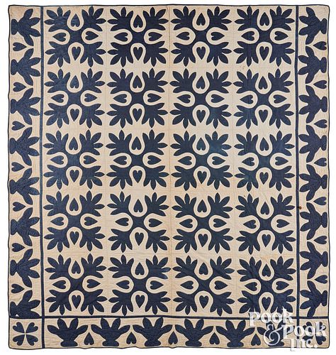 Blue and white heart and leaf quilt, late 19th c.