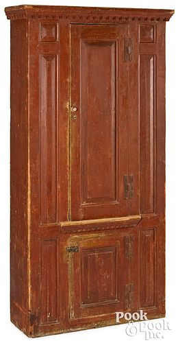 Painted pine cupboard, late 18th c.