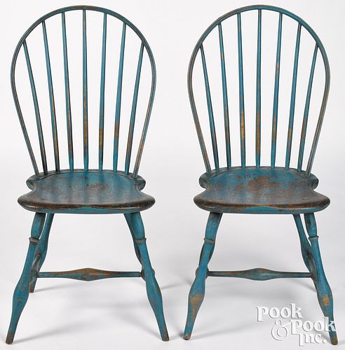 Pair of hoopback Windsor chairs, early 19th c.