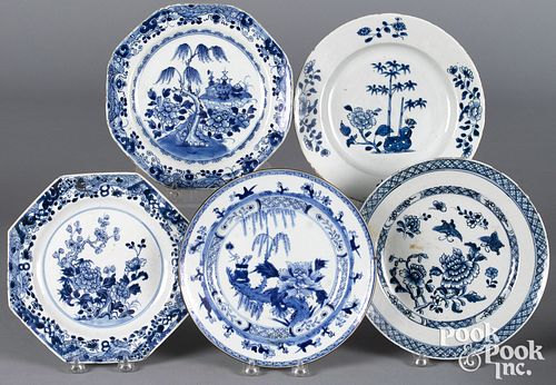 Five Chinese export blue and white plates
