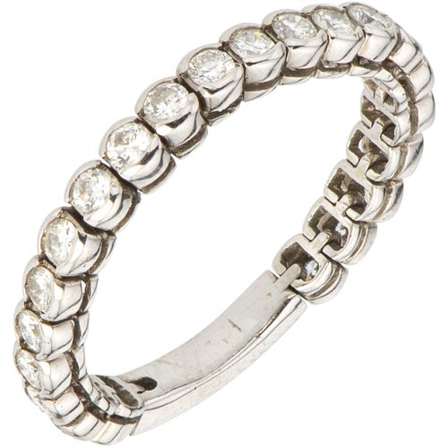 RING WITH DIAMONDS IN 18K WHITE GOLD Brilliant cut diamonds ~0.80 ct. Weight: 4.0 g. Size: 8 ¾