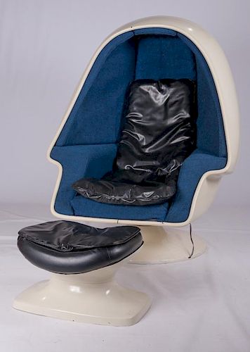 Lee West Alpha Egg Pod Speaker Chair Set, C 1960