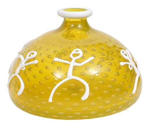 Robert Willson Art Glass Vase
