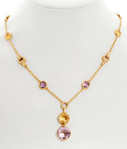 Necklace in 18kt yellow gold. 