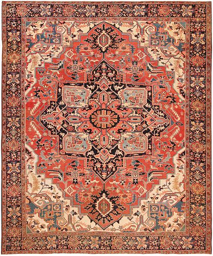 ANTIQUE PERSIAN SERAPI AREA RUG. 12 ft 7 in x 10 ft 2 in (3.84 m x 3.1 m).