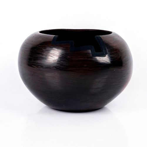 Native American Pueblo Pottery Vase Geometric Design