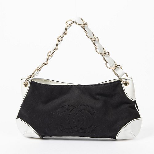 Chanel Front Logo Frame Shoulder Bag, in white leather and black canvas with interlaced chain and brushed champagne gold hardware, the magnetic close 