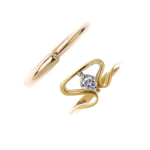 Two 18ct gold diamond dress rings. To include a brilliant-cut diamond single-stone ring of abstract