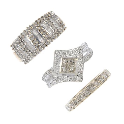 A selection of three 14 and 9ct gold diamond rings. To include a 14ct gold diamond dress ring, a 9ct