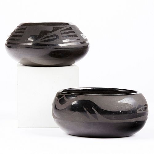 Grp: 2 San Ildefonso Blackware Pots Vintage