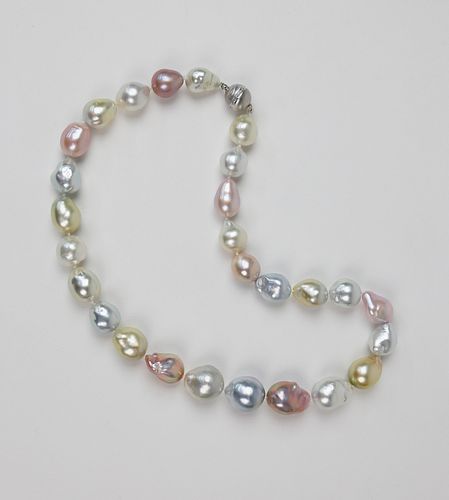Very Fine South Sea and Pink Fresh Water Baroque Pearl Necklace