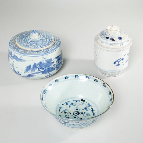 (3) Chinese blue and white porcelains