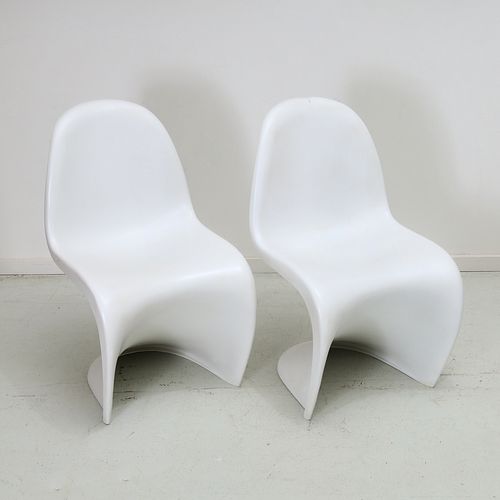 Verner Panton (after) pair stacking plastic chairs