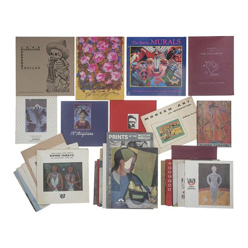 Catálogos de Exposiciones y Artistas Mexicanos. Varios formatos. Algunos títulos:  -Rufino Tamayo. Una Cronología. Piezas: 36.