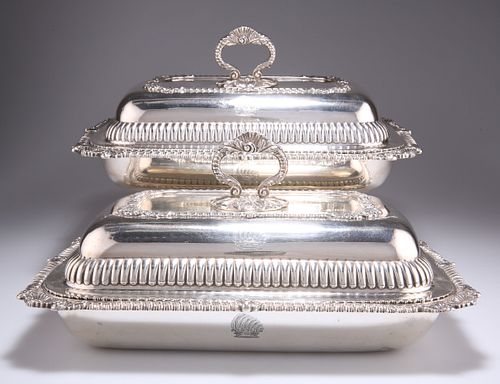 A PAIR OF GEORGE III SILVER ENTREE DISHES AND COVERS, by Jo