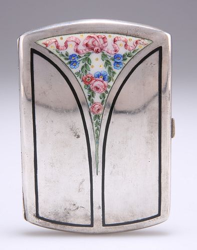 A GERMAN SILVER AND ENAMEL CIGARETTE CASE, EARLY 20TH CENTU