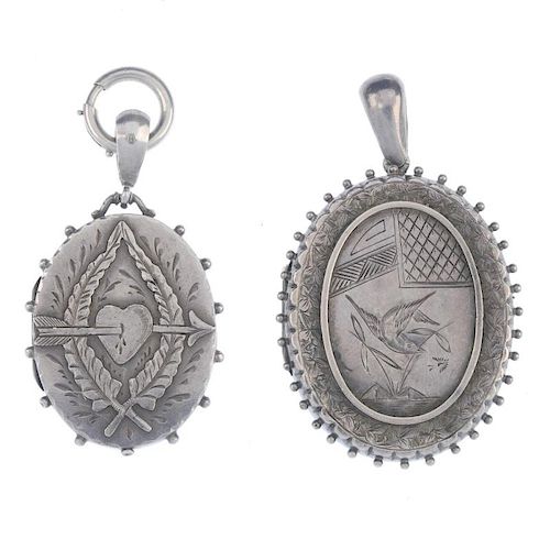 Two late 19th century lockets. Both of oval outline, the first with an applied design of a heart wit
