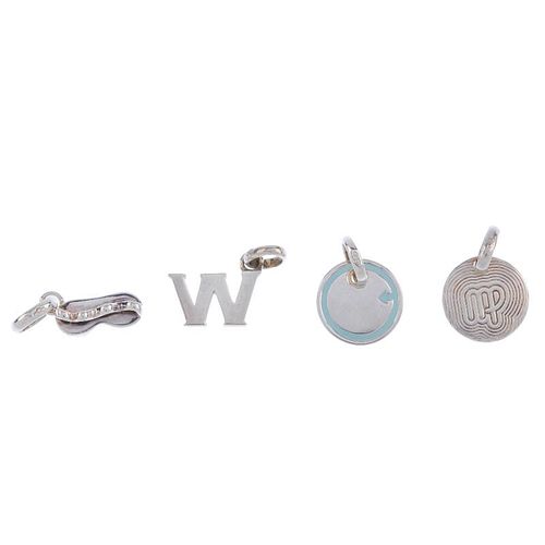 LINKS OF LONDON - a selection of charms. To include two letter W, four letter U, a letter Q, a lette