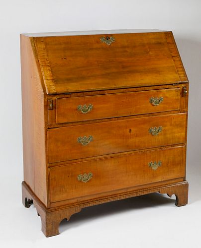 American Tiger Maple Country Chippendale Slant Front Desk, circa 1790-1810