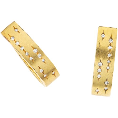 PAIR OF EARRINGS WITH DIAMONDS IN 18K YELLOW GOLD, H. STERN Brilliant cut diamonds ~0.24 ct