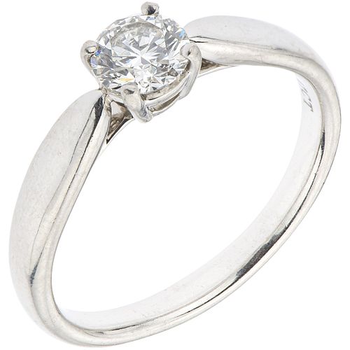 SOLITAIRE RING WITH DIAMOND IN PLATINUM, TIFFANY & CO. Brilliant cut diamond ~0.47 ct. Clarity: VS1. Size: 6