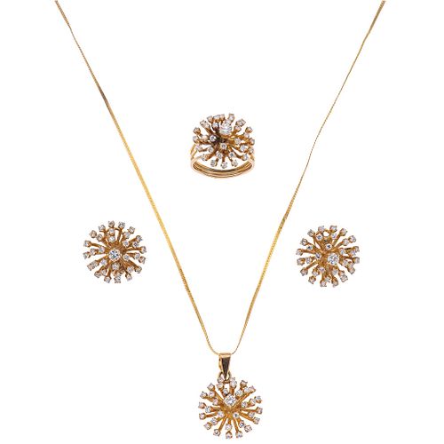 SET OF NECKLACE, PENDANT, RING AND PAIR OF EARRINGS WITH DIAMONDS IN 14K YELLOW GOLD Brilliant cut diamonds ~3.80 ct