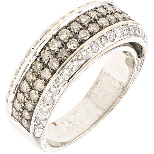 RING WITH DIAMONDS IN 18K WHITE GOLD Brilliant cut diamonds ~1.40 ct. Weight: 9.0 g. Size: 6 ¾