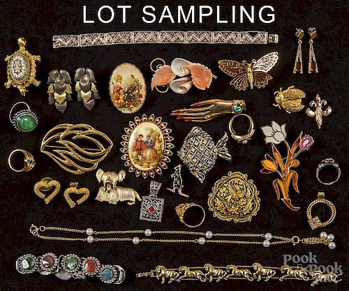 Assorted costume jewelry, largely contemporary, to include necklaces, brooches, earrings, rings