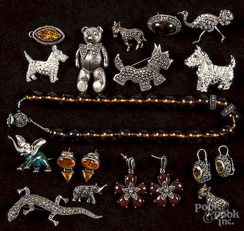 Ten sterling silver animal brooches, together with a group of sterling silver
